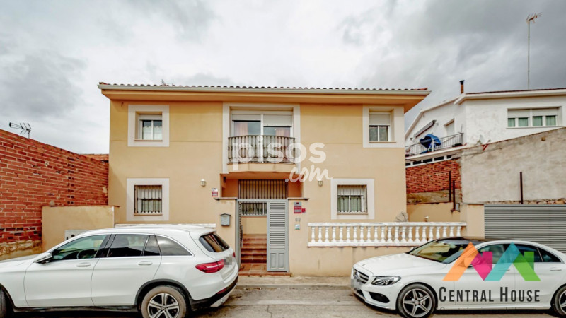 Casa Pareada En Venta En Calle De Los Colmenares En Morata De