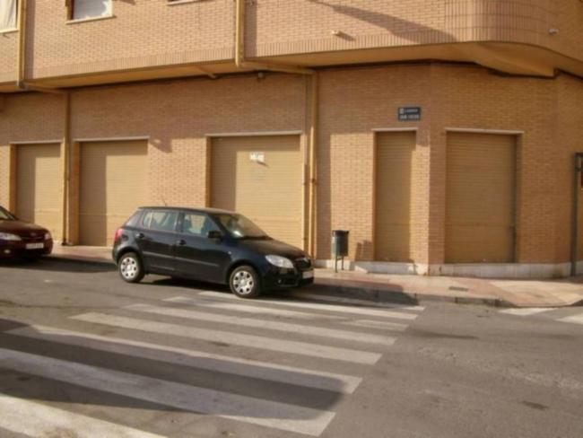 Local comercial en Nuevo Centro de Salud, foto 1