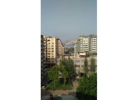 Piso en alquiler en Almería