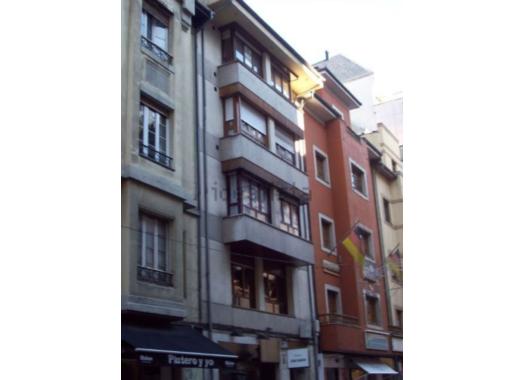 Piso en alquiler en Oviedo