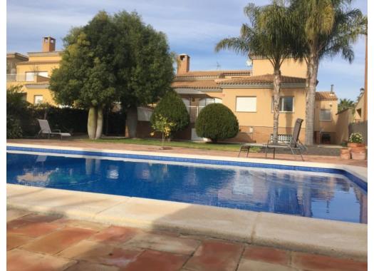 Chalet en alquiler en Murcia