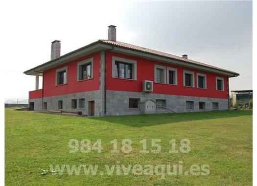 Chalet en alquiler en Oviedo