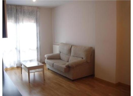 Apartamento en alquiler en Huesca