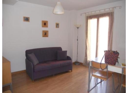 Apartamento en alquiler en Huesca