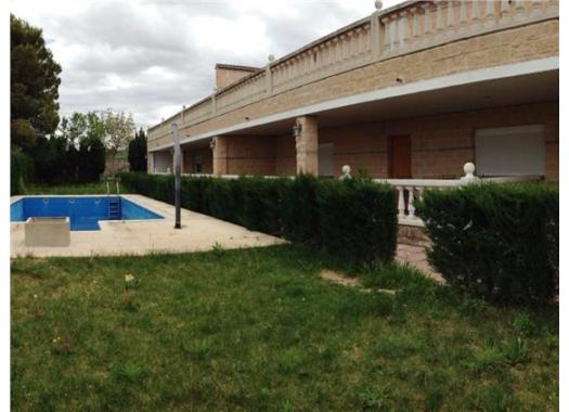 Casa en alquiler en Zaragoza