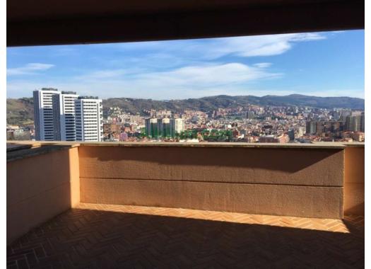 Ático en alquiler en Bilbao