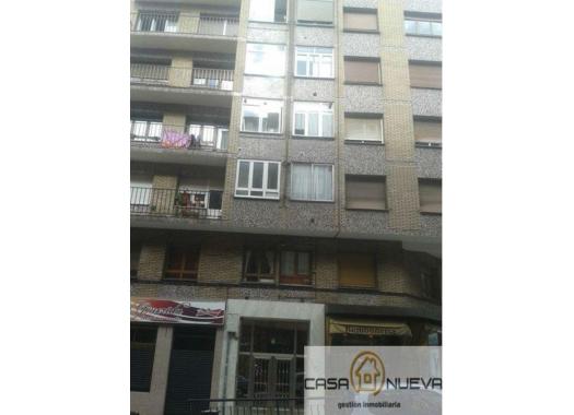 Piso en alquiler en Oviedo
