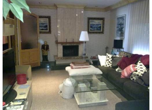 Chalet en alquiler en Alicante