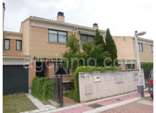 Chalet en alquiler en Valladolid