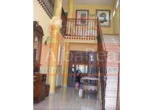 Chalet en alquiler en Albacete