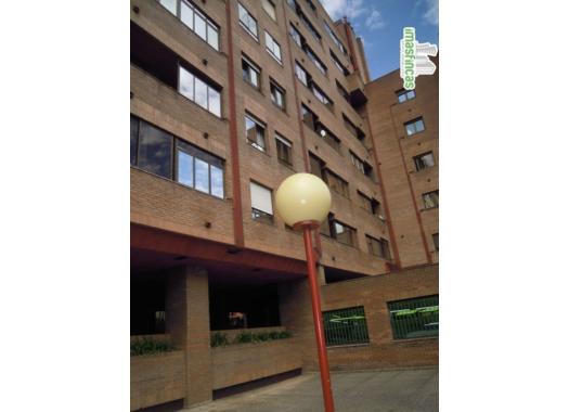 Piso en alquiler en Oviedo