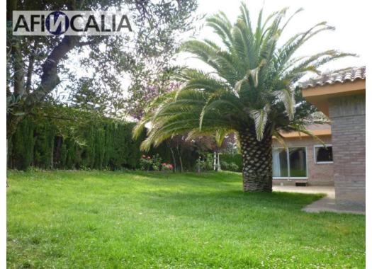 Chalet en alquiler en Zaragoza