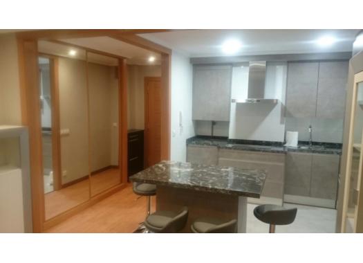 Piso en alquiler en Oviedo
