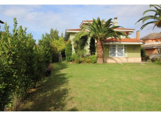 Chalet en alquiler en Gijón