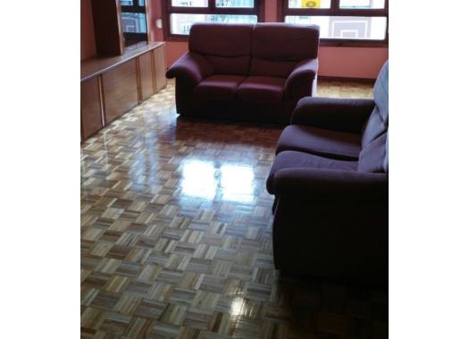 Piso en alquiler en Oviedo