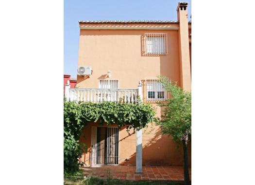 Chalet en alquiler en Granada
