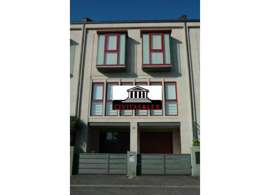 Casa en alquiler en Orense