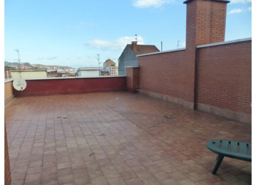 Ático en alquiler en Gijón