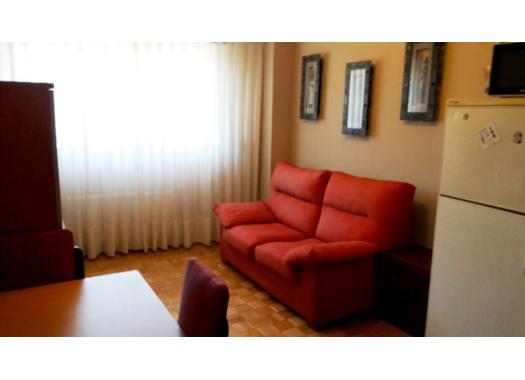 Piso en alquiler en Oviedo