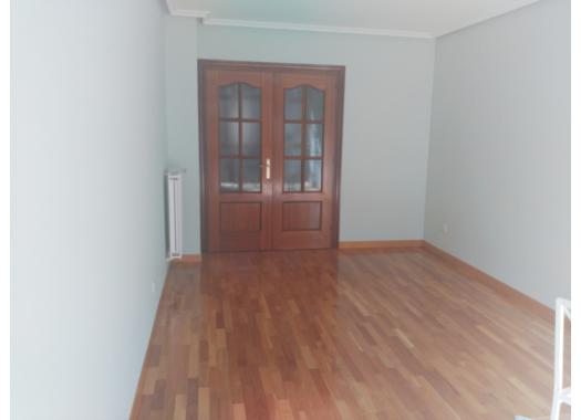 Piso en alquiler en Oviedo