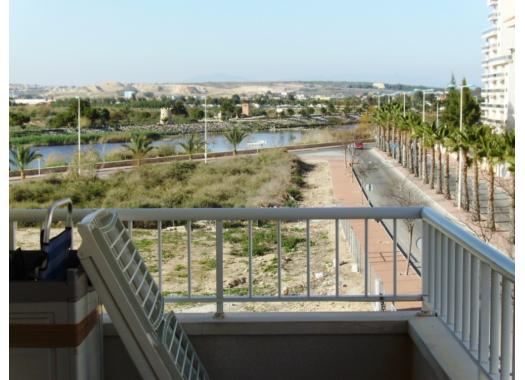 Apartamento en alquiler en Alicante