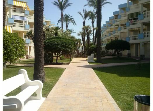 Apartamento en alquiler en Alicante
