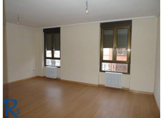 Piso en alquiler en León