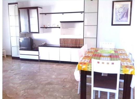 Piso en alquiler en Almería