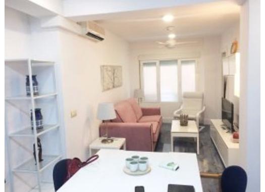 Apartamento en alquiler en Almería