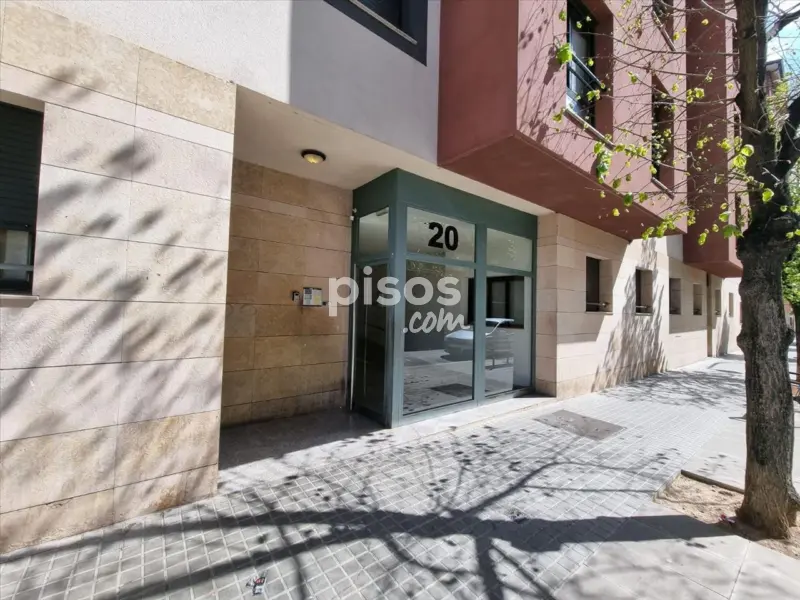 Piso En Venta En Carrer D Enric Prat De La Riba En Remei Montseny La