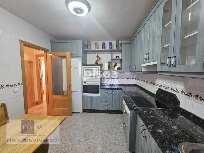 Chalet En Venta En Valdefresno En Valdefresno Por