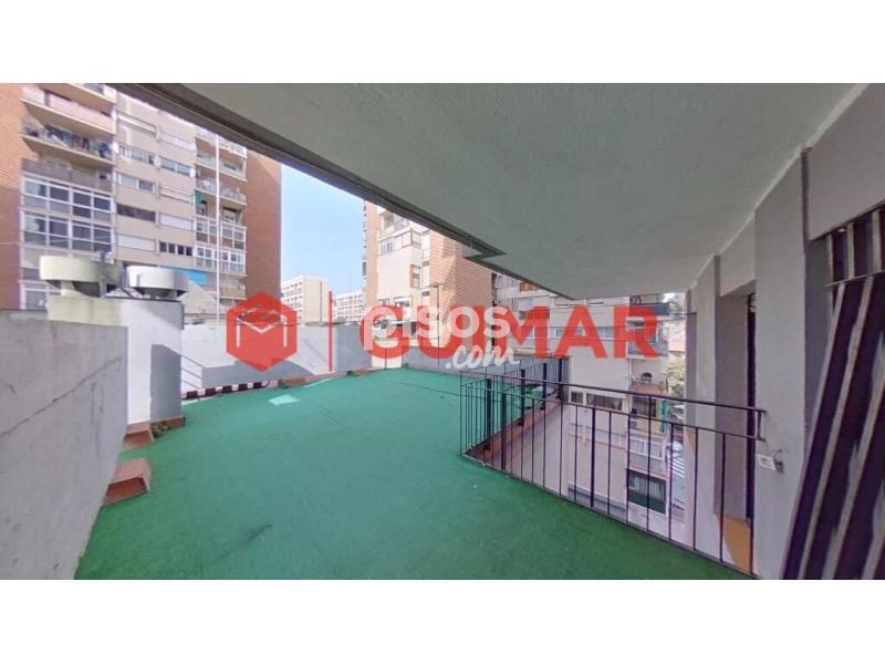 Piso en venta en Carrer de la Mare de Déu de Port cerca de Carrer de