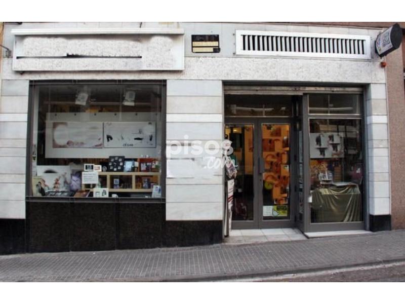 Local Comercial En Venta En Carrer Del Germ Joaquim Cerca De Carrer