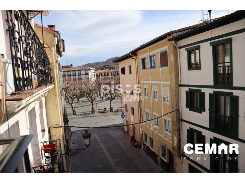 Piso En Venta En Calle Larrechipi En Erdialdea Alde Zaharra Mendibil