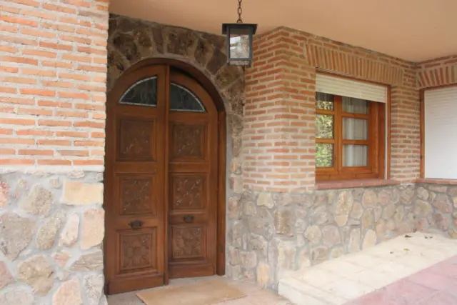 Xalet en venda a Calle de Miguel de Cervantes, 21, Arenas de San Pedro de 380.000 €