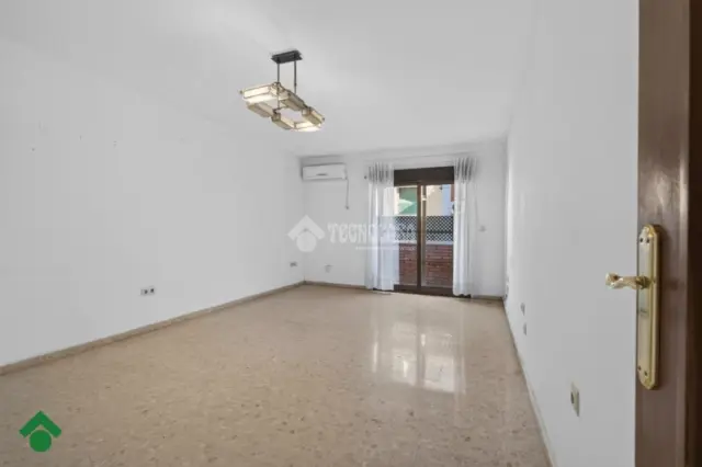 Piso en Ciudad Jardín-Zoco