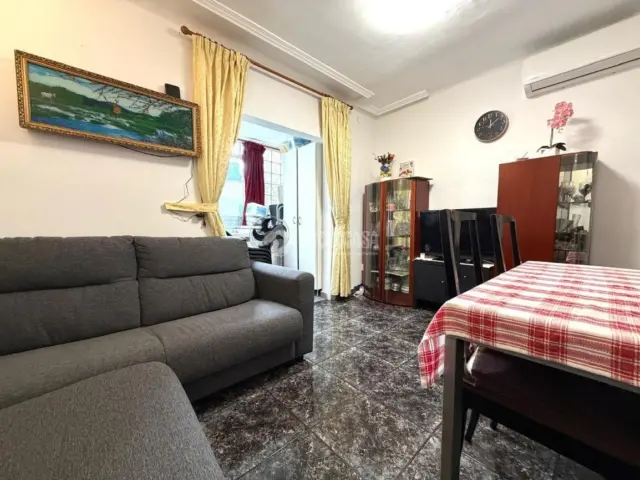 Piso en La Salut-Lloreda-Sistrells