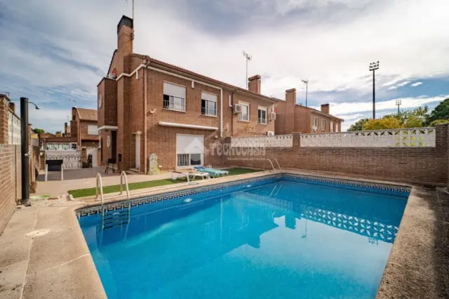 Semi-detached house in La Poveda