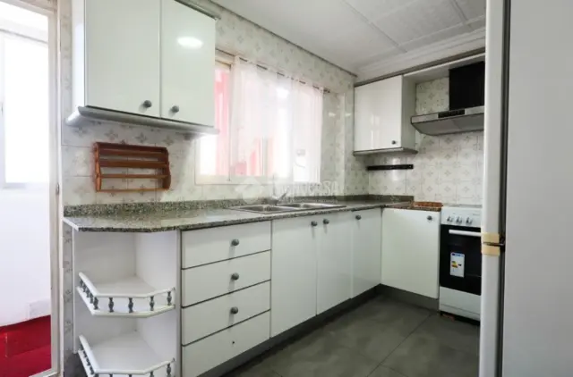 Apartment in Centre Port