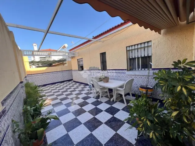 Single-family home in Arco Norte-Avenida de España