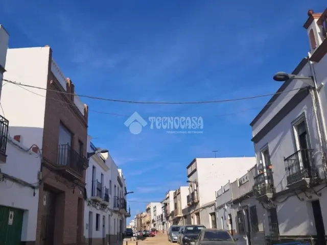 Single-family home in El Viso del Alcor