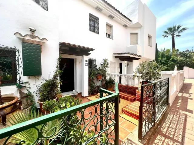 Terraced house on Calle Pico del Aneto