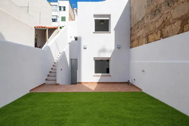House on Carrer de Sagasta