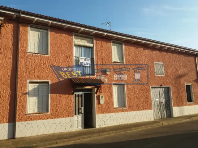 House for sale in Palanquinos, Villanueva de Las Manzanas (Villanueva de las Manzanas) of 120.000 €