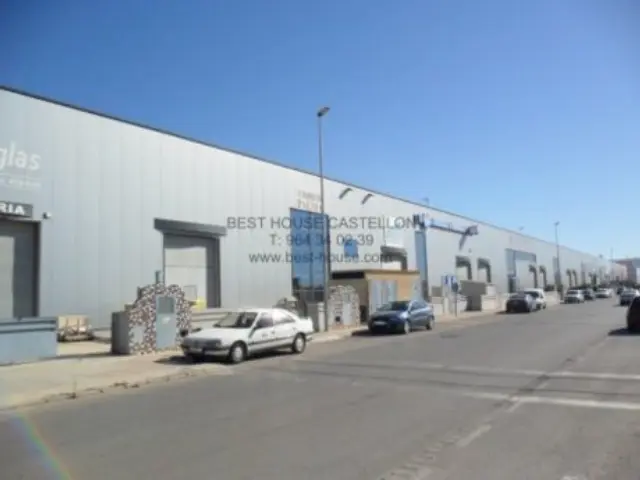 Nave industrial en venta en Almazora - Almassora, Zona Nord-Oest (Almassora) de 600.000 €