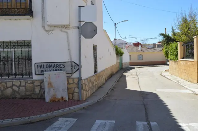 Xalet en venda a Avenida de José Antonio, Valparaíso de Abajo (Campos del Paraíso) de 118.000 €