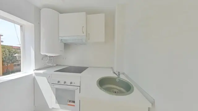 Flat in La Trinitat Nova photo 26