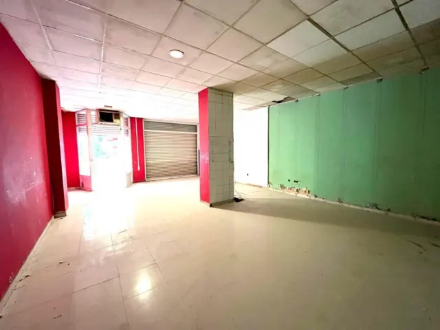 Local comercial en alquiler en Avenida Ancha de Castelar - Vista 4