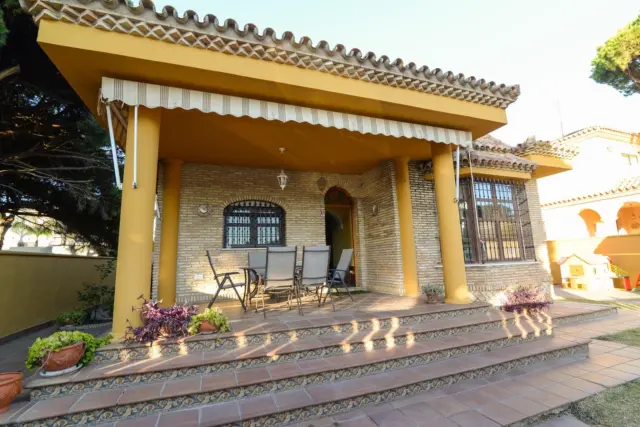Chalet on the 2nd Track of La Barrosa