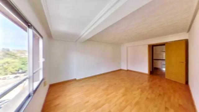 Apartment in Aiora photo 2